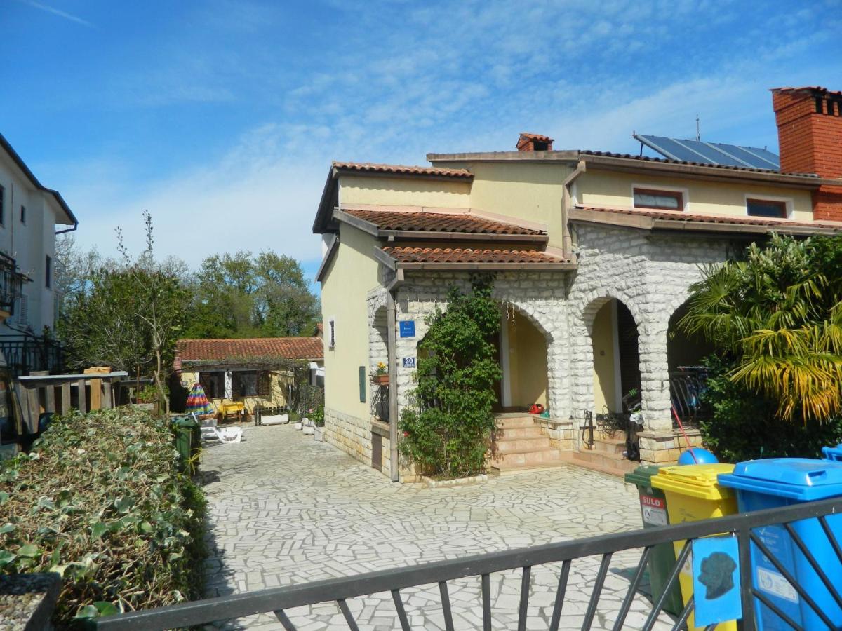 Apartments Vila Vanda 포레치 외부 사진